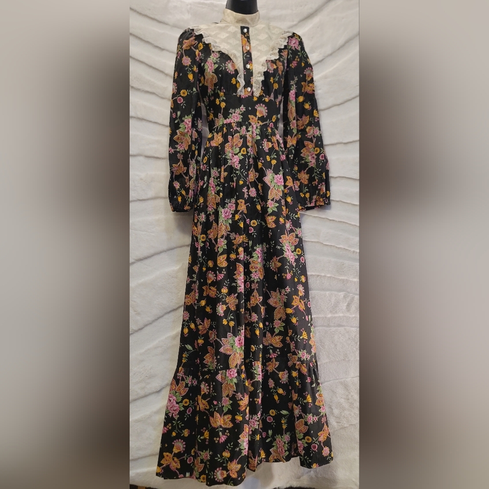 Vintage Bee Mine Dallas Black Floral Pairie Ruffle Lace Maxi Tie Zip Dress Sz 3